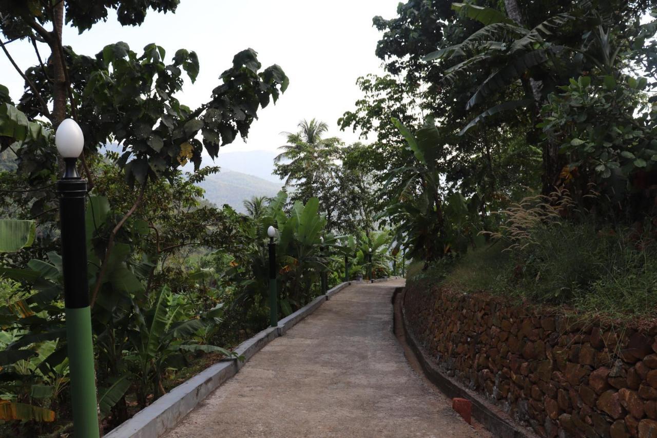 Stone Hills Hotel Kannur Exterior foto