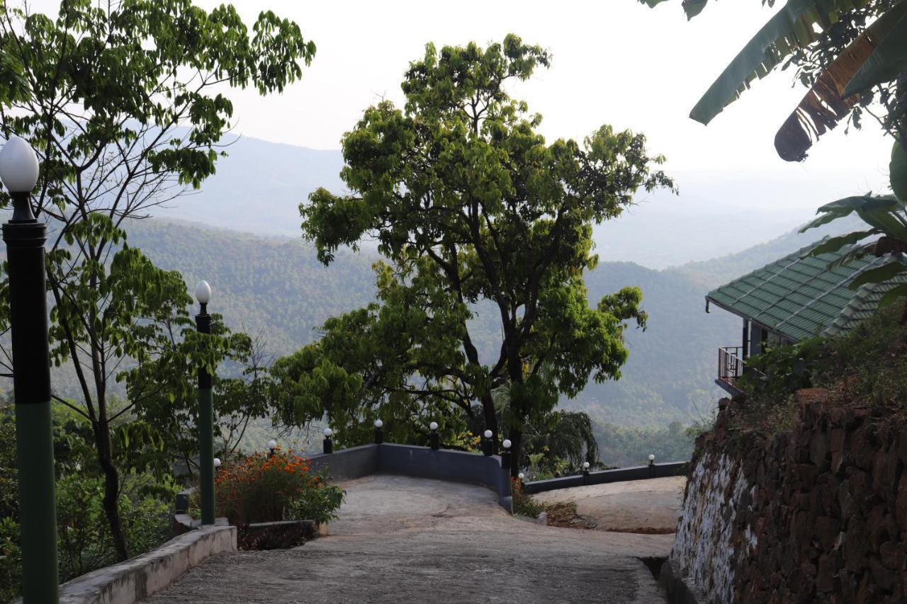 Stone Hills Hotel Kannur Exterior foto